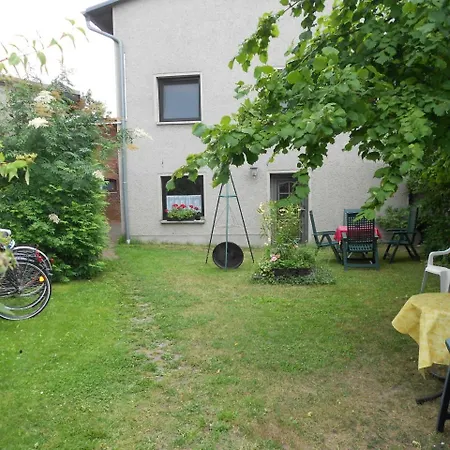 Ute Simdorn Apartman *